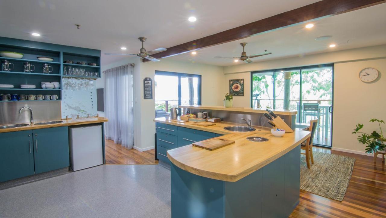 Airlie Guest House Airlie Beach Exterior foto